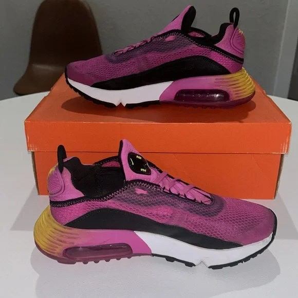 Nike Air Max 2090 GS “Active Fuchsia” Women’s Size 7 - Picture 2 of 9